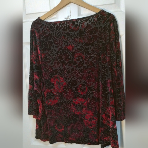 Plus Size Blouse - Picture 5 of 10